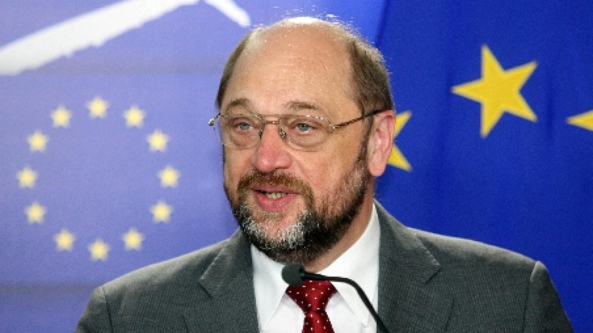 Martin Schultz: UE este &quot;prea tăcută&quot; privind situaţia din România. Voi discuta cu preşedintele Franţei