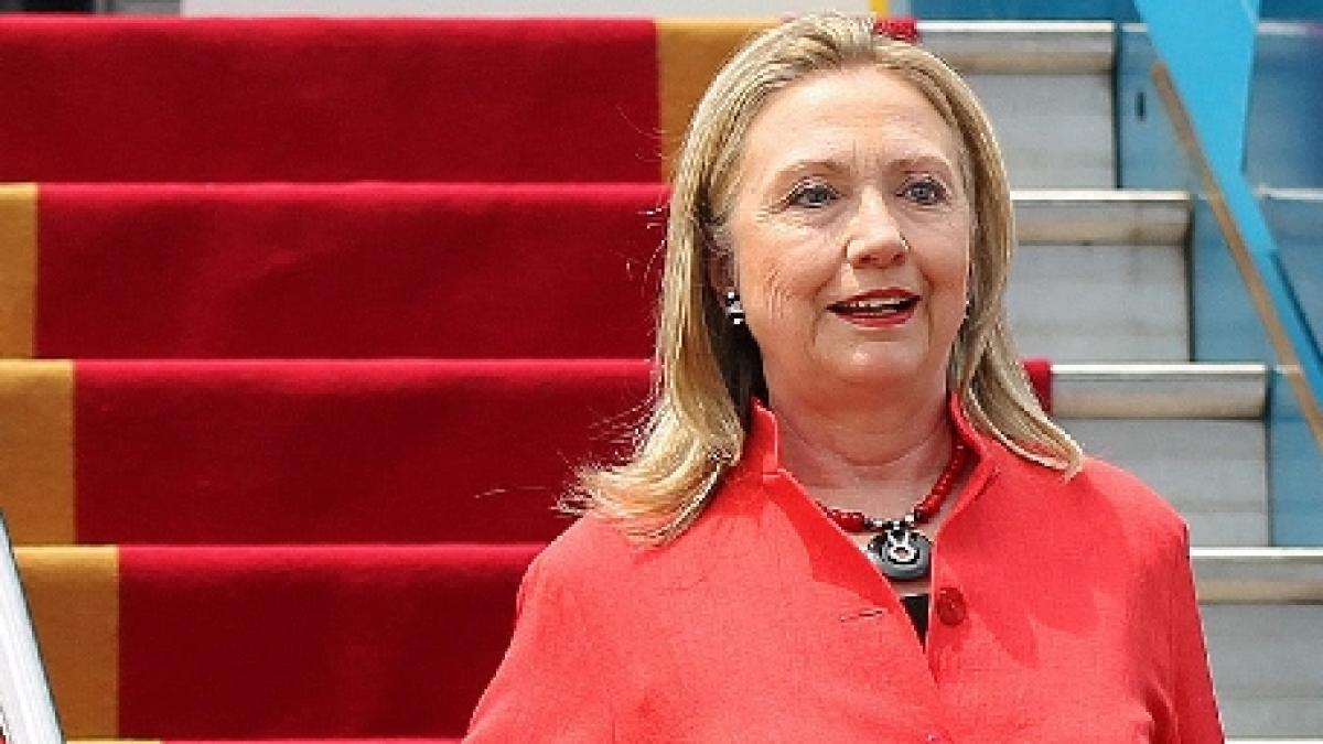 Hillary Clinton va face o vizită oficială în Egipt, pentru a discuta cu şeful Consiliului Suprem al Forţelor Armate 