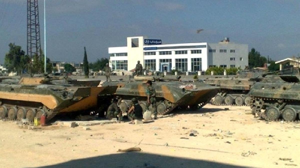 Armata siriană a lansat o contraofensivă într-unul din cele mai importante oraşe din Siria