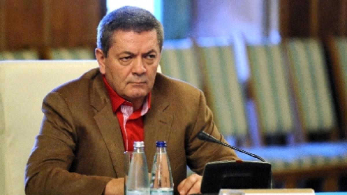 Ministrul Internelor: Votarea se încheie la 23.00, cei aflaţi la acea oră în secţii îşi vor exercita dreptul