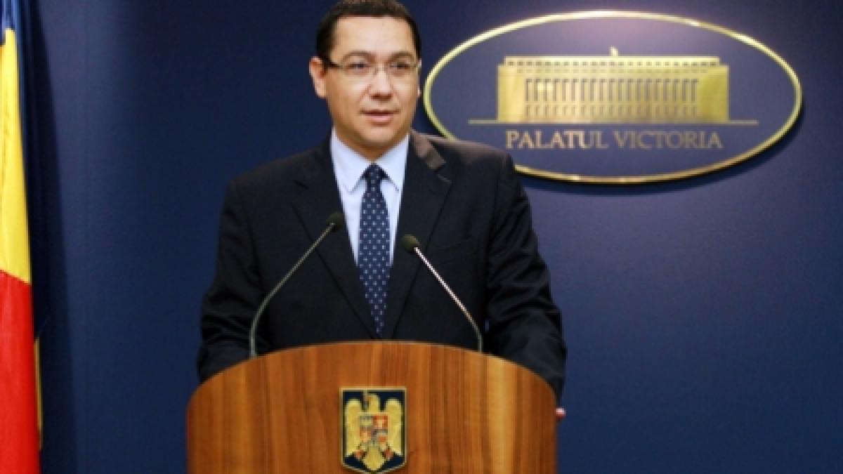 PM Victor Ponta congratulates gymnasts for winning the bronze medal at the London Olympics