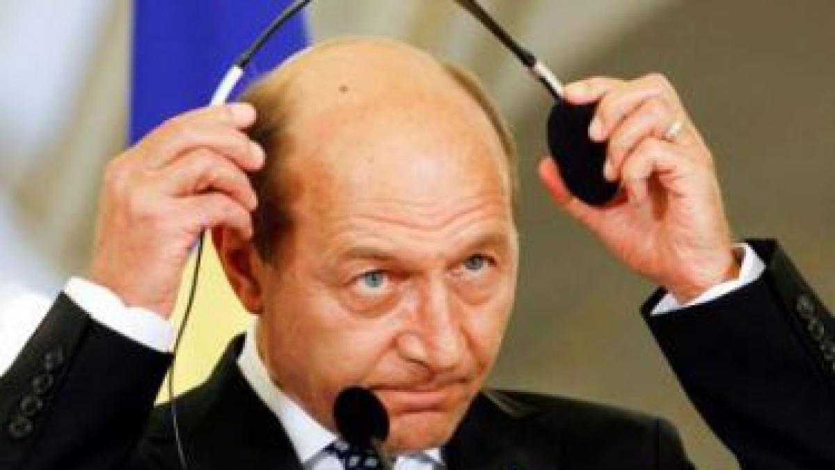 Băsescu are ce-are cu jurnaliştii. &quot;Mulţi îşi preiau instrucţiunile de la Vocea Rusiei&quot;