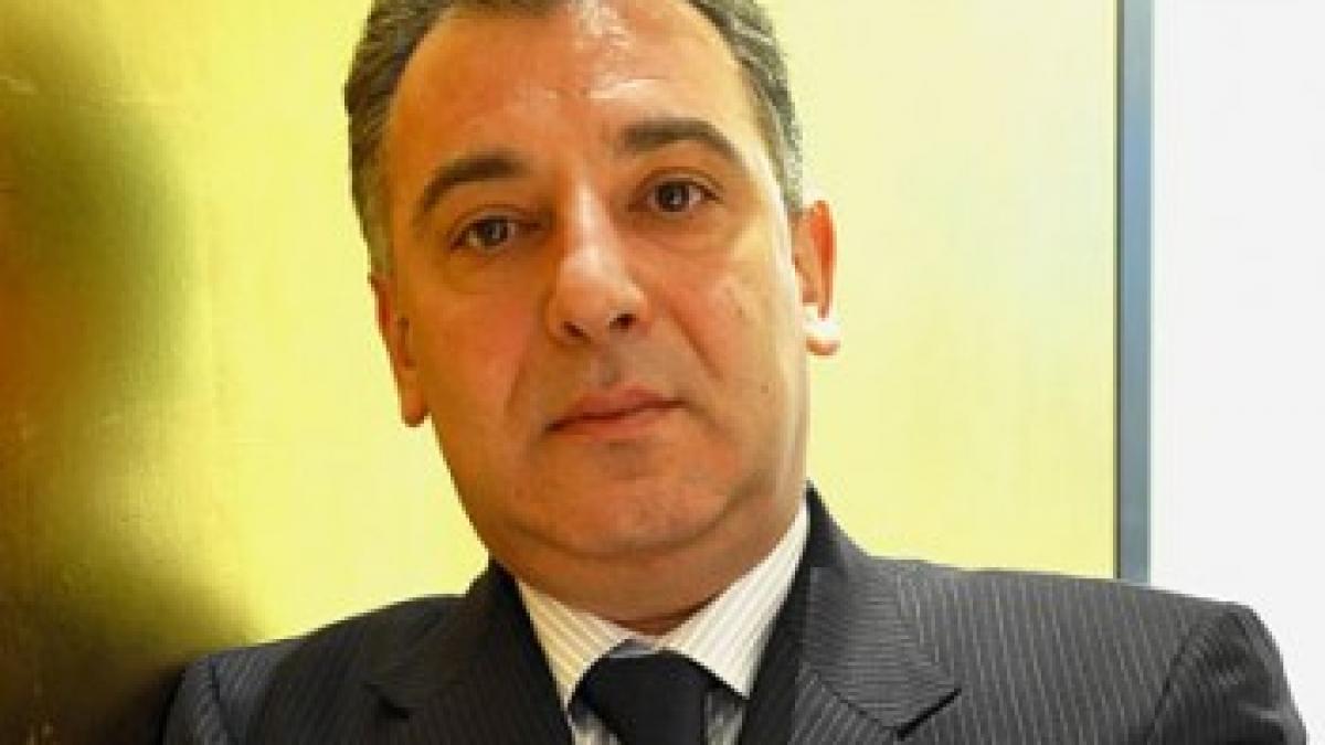 Ce salariu a luat în 2011 cel mai BOGAT român. &quot;Ţine&quot; în mână 12,8 MILIARDE DE TONE de minereu de fier