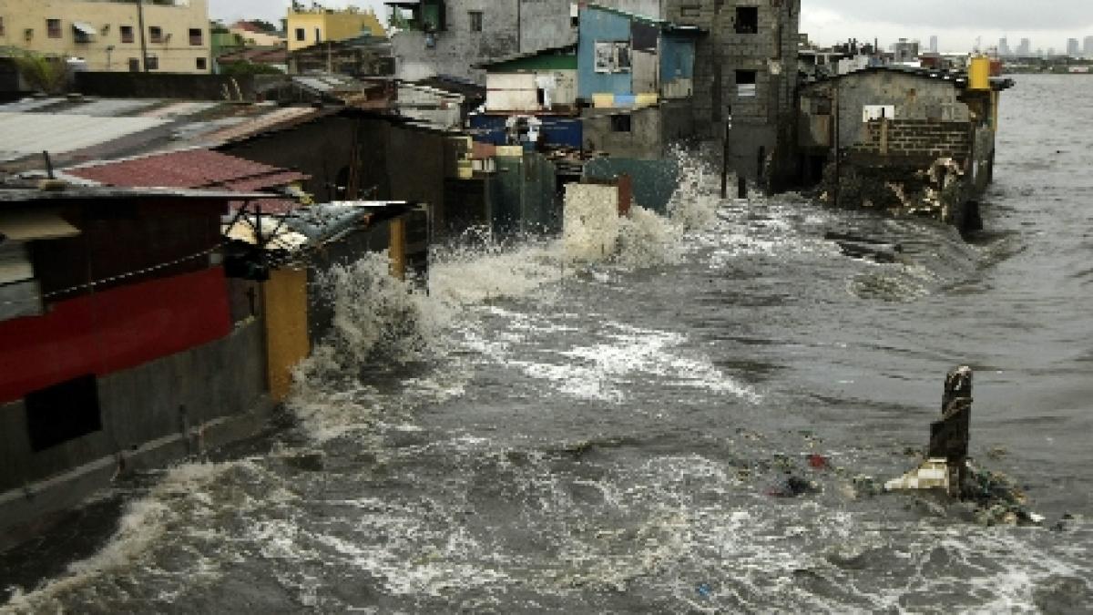 Manila. Cel puţin 66 de persoane au murit şi alte 2,5 milioane au fost sinistrate, în urma inundaţiilor