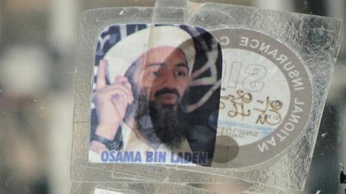 Obama, acuzat de foşti ofiţeri CIA că a permis scurgerea de informaţii despre Bin Laden