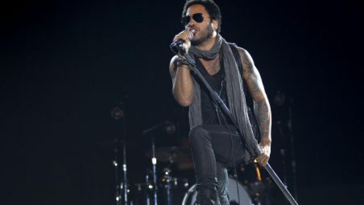 Concertul lui Lenny Kravitz la Bucureşti a fost amânat pentru 2013