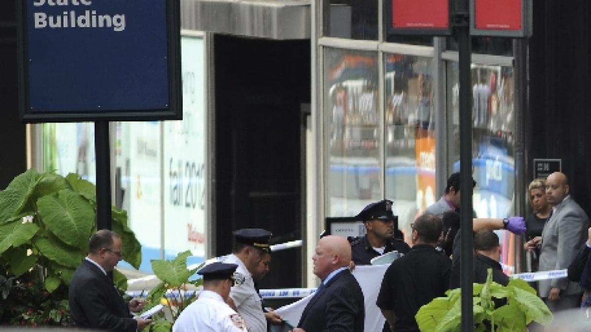 New York. Doi morţi şi nouă răniţi în urma schimbului de focuri de la Empire State Building