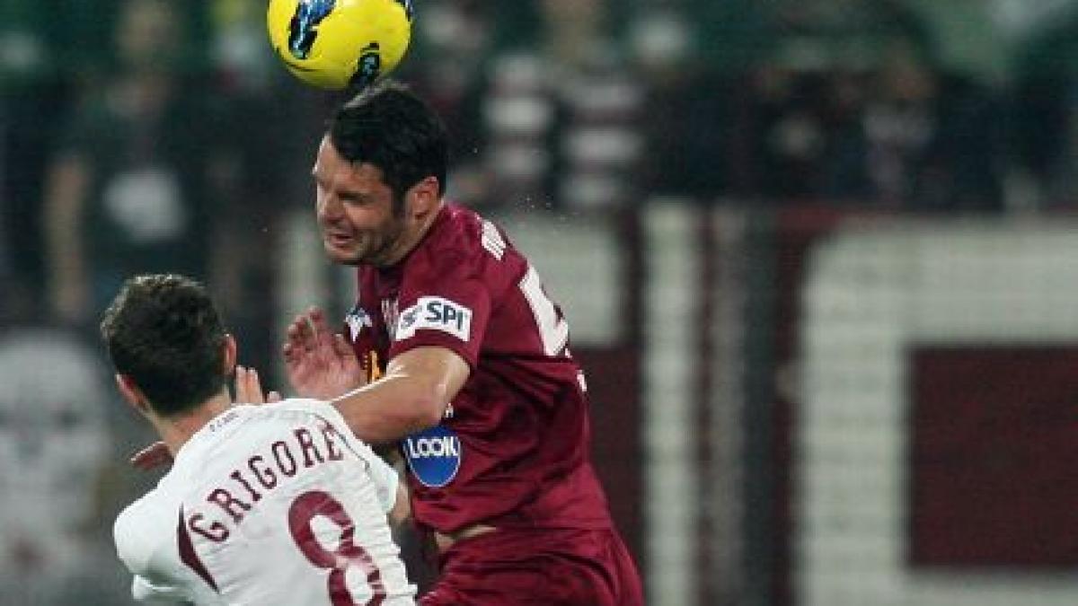 Rapid învinge, în inferioritate numerică, echipa CFR Cluj cu scorul de 3-2, revenind după ce a fost condusă cu 2-0