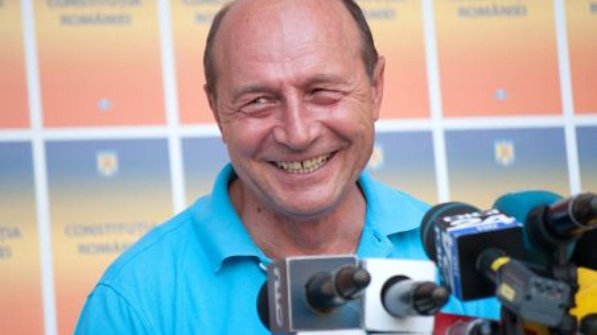 INCREDIBIL. Traian Băsescu - curat ca lacrima. A primit NUP pentru spălare de bani şi luare de mită