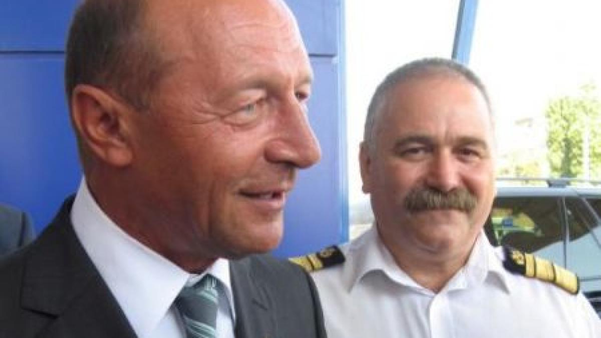 Se pregăteşte Băsescu să plece din nou pe mare? Ce formalităţi trebuie să îndeplinească preşedintele pentru a comanda o navă comercială