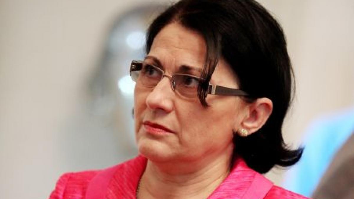 Andronescu: Camerele video la examene, o umilinţă pentru noi, profesorii