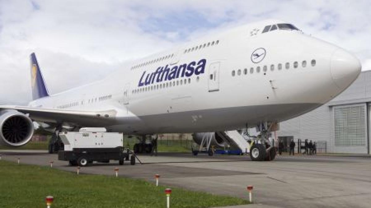 Angajaţii companiei aeriene Lufthansa intră astăzi în grevă