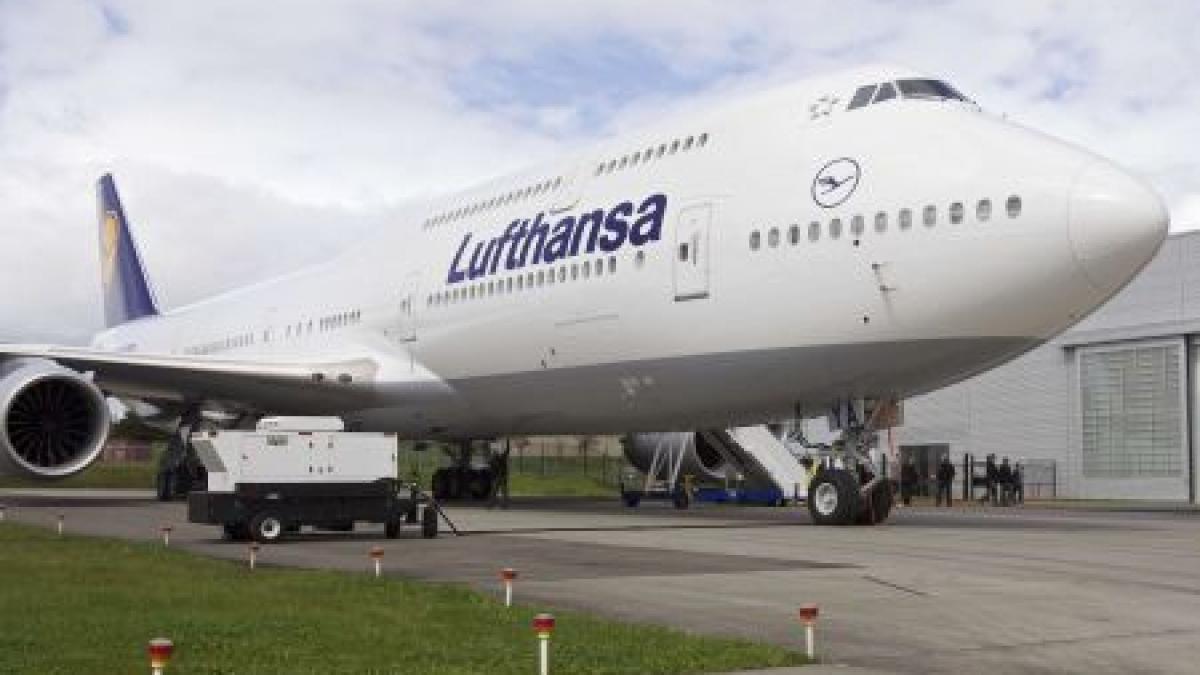 Haos pe marile aeroporturi din Germania după ce angajaţii de la Lufthansa au intrat din nou în grevă