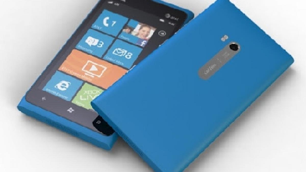 Nokia a prezentat smartphone-ul Lumia, în două variante, cu soft Windows