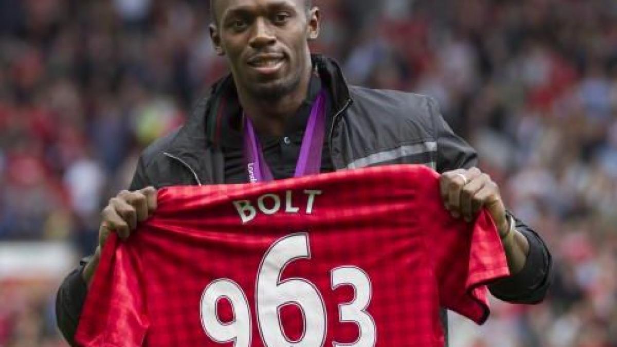 Usain Bolt ar putea juca pentru Manchester United într-un meci caritabil