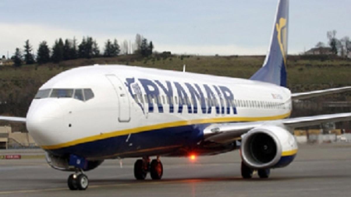 Dacă ai şti ce sunt obligaţi să facă piloţii de avioane, probabil că nu te-ai mai urca în aeronave. Anchetă la Ryanair