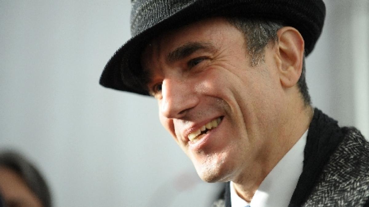 Criticii americani se declară &quot;neimpresionaţi&quot; de vocea lui Daniel Day-Lewis în filmul &quot;Lincoln&quot;