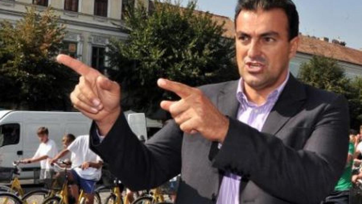 Fostul primar al Clujului, pus în libertate de ÎCCJ. Apostu nu a făcut declaraţii la părăsirea penitenciarului