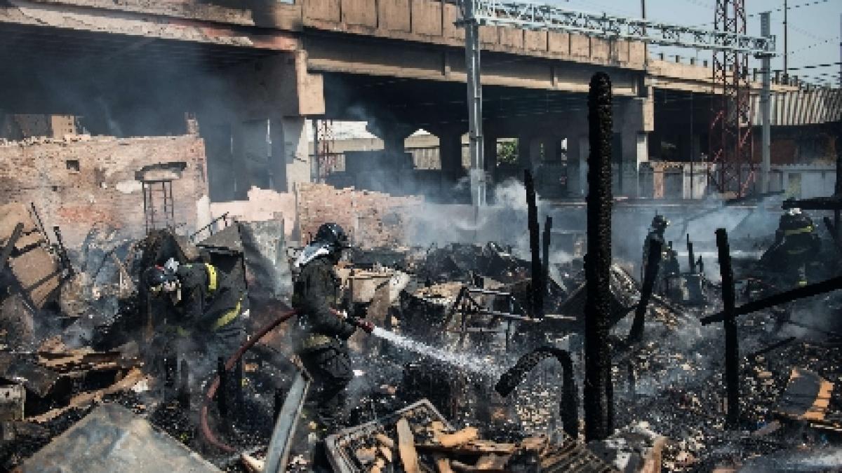 Japonia. Um pompier a fost ucis şi alţi 21 răniţi într-o explozie în incina unei uzine chimice