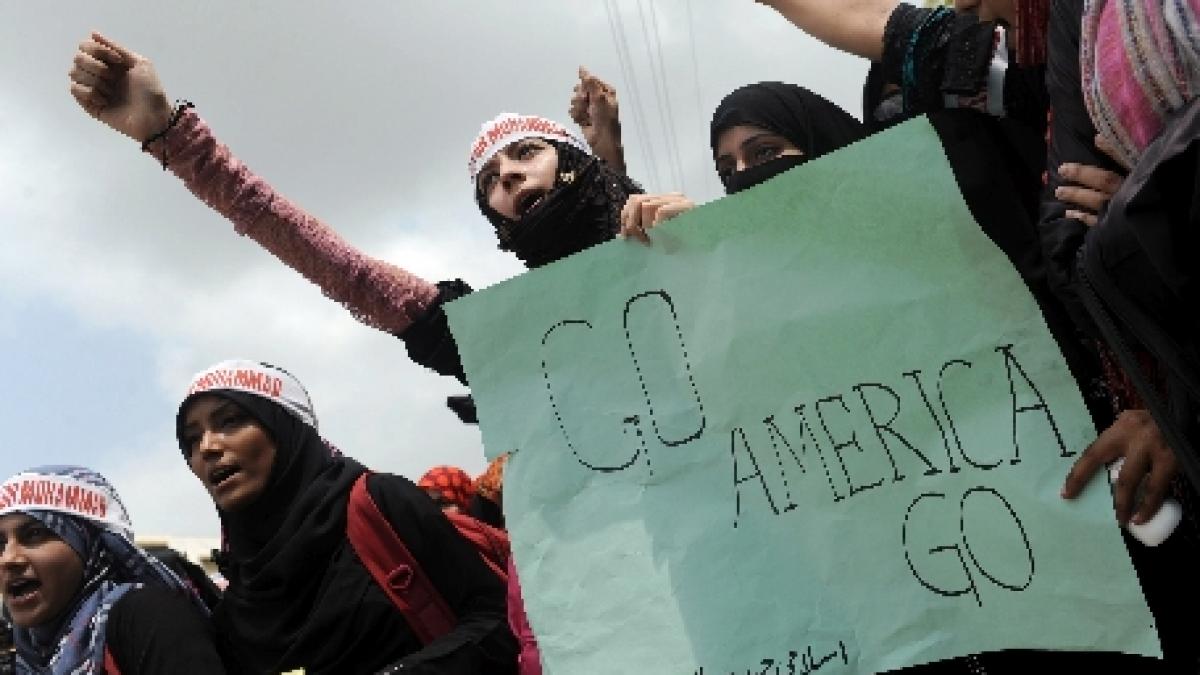 Pakistan. Sute de persoane protestează faţă de filmul american &quot;Inocenţa musulmanilor&quot;