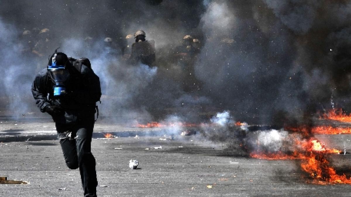 Paris. Mii de persoane au manifestat împotriva &quot;Europei austerităţii&quot;