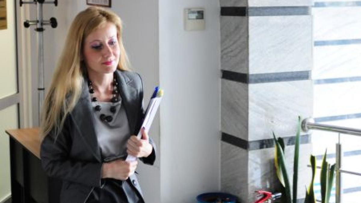 Cine este Laura Oprean şi cum a ajuns de la PROCUROR SUPREM FĂRĂ EXAMEN la şef al DNA