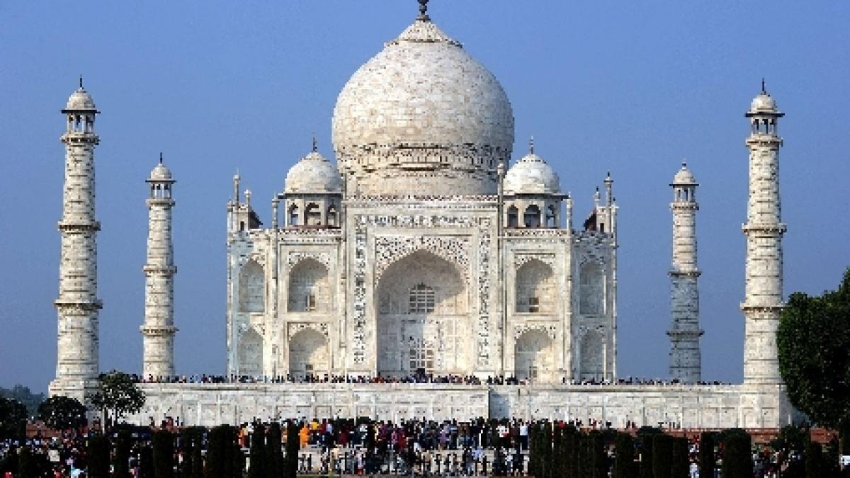 O replică de patru ori mai mare a Taj Mahal va fi construită în Dubai