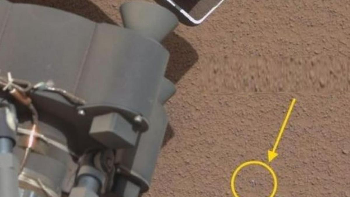 Curiosity a detectat un &quot;obiect strălucitor&quot; pe Marte