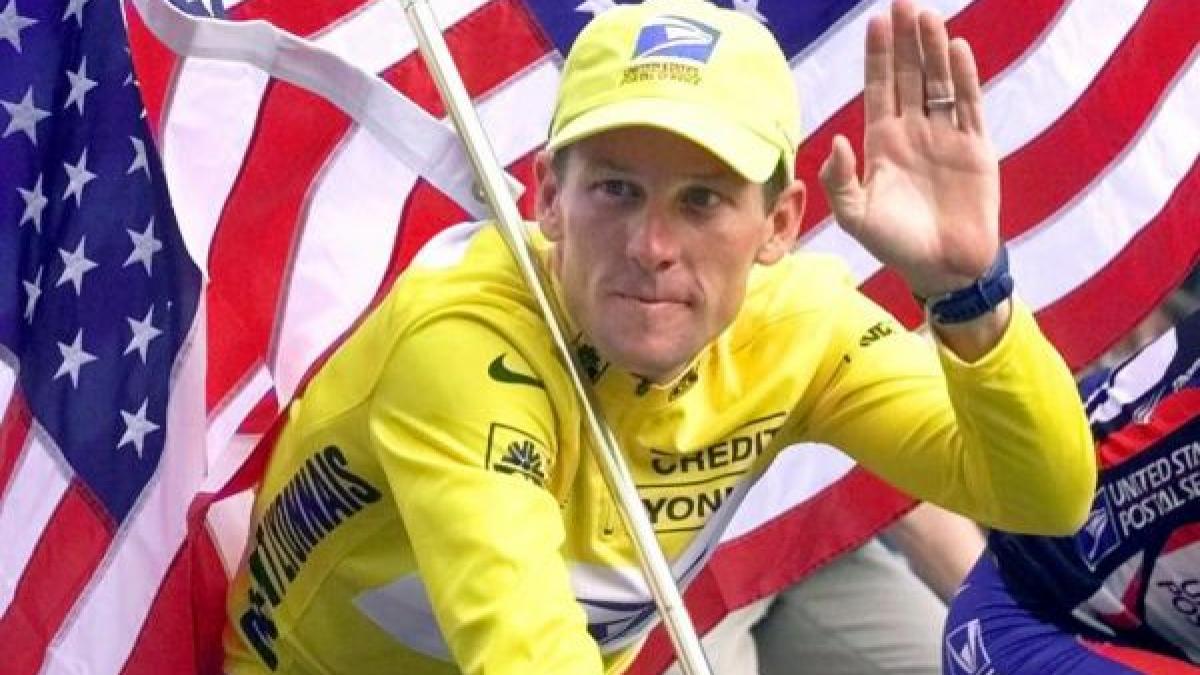 Cinci foşti coechipieri ai lui Lance Armstrong au fost suspendaţi de USADA