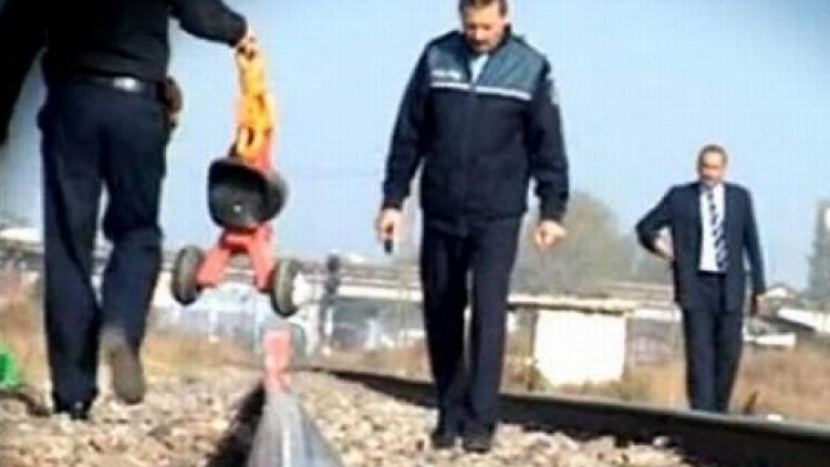 Concluziile Poliţiei în cazul elevei care a căzut din tren. Ce s-a întâmplat de fapt în momentul tragediei