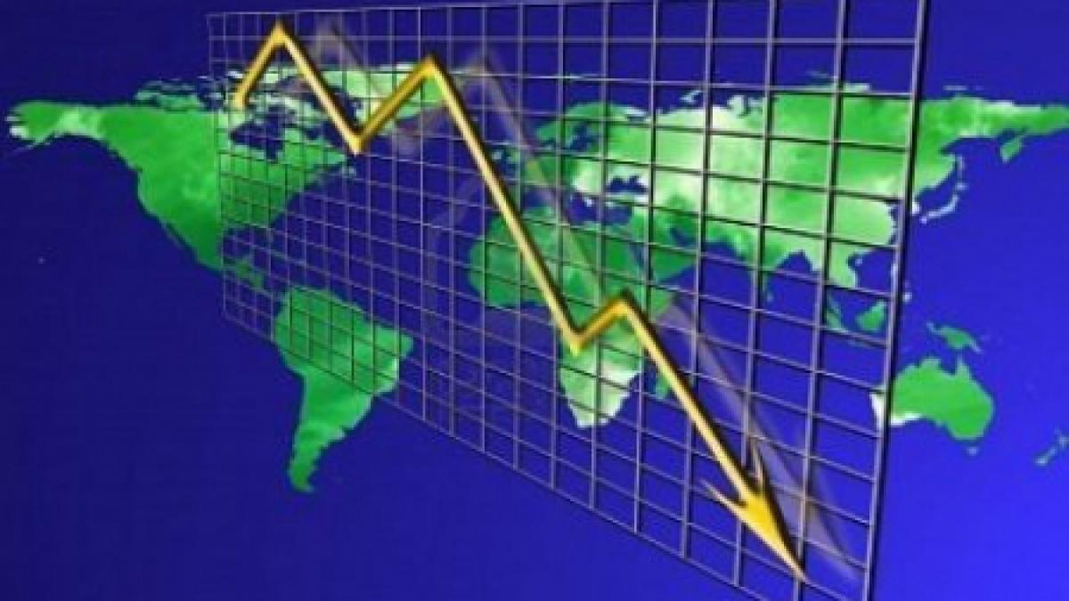 Previziunea sumbră a lui &quot;Doctor Doom&quot; cu privire la evoluţia economiei mondiale: Occidentul, într-o &quot;uriaşă încurcătură&quot; 