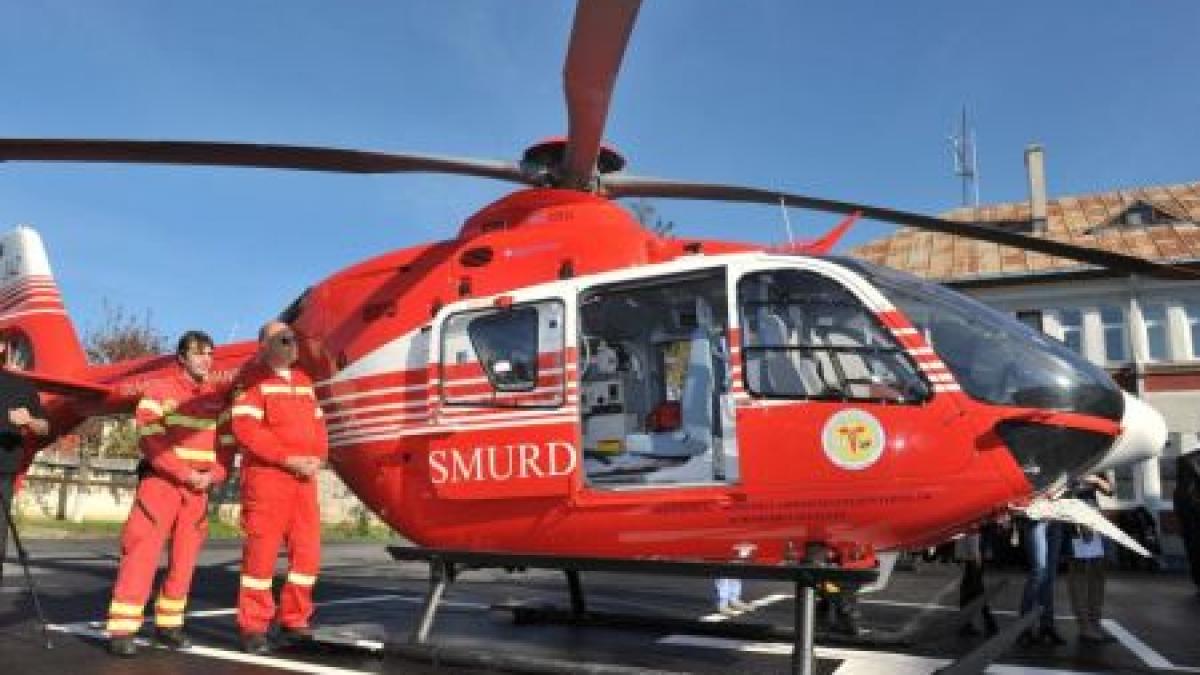 Medicii din Iaşi dispun de un nou elicopter SMURD. A fost lansat şi un centru de comandă pentru preluarea apelurilor de urgenţă