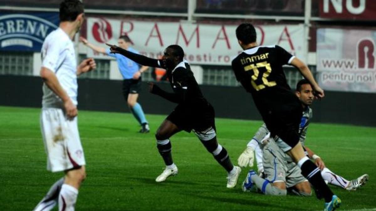 Rapid a pierdut pe teren propriu cu Astra, scor 0-2. Pandurii, doar egal cu ultima clasată