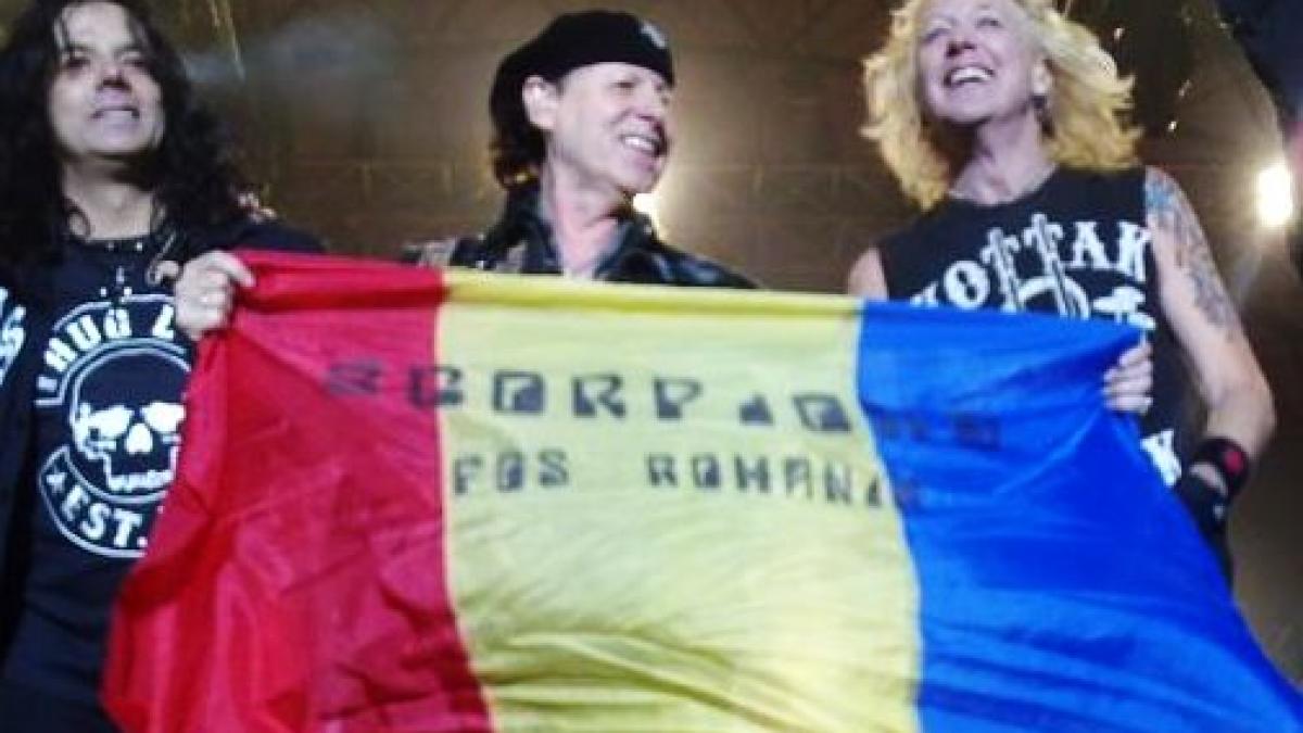 &quot;Sunt mândru că sunt român!&quot; Campania &quot;Pe tricolor e scris UNIRE&quot; a intrat în sufletul românilor