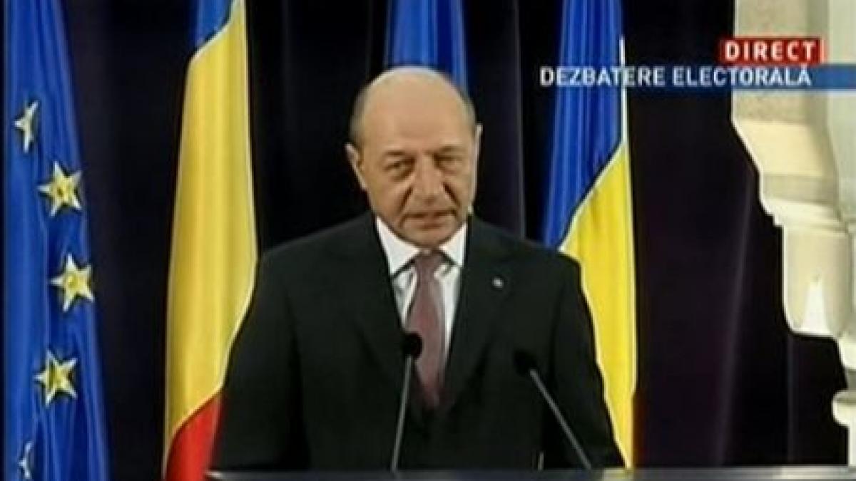 Traian Băsescu minte poporu' cu televizoru'... chiar cu nerușinare