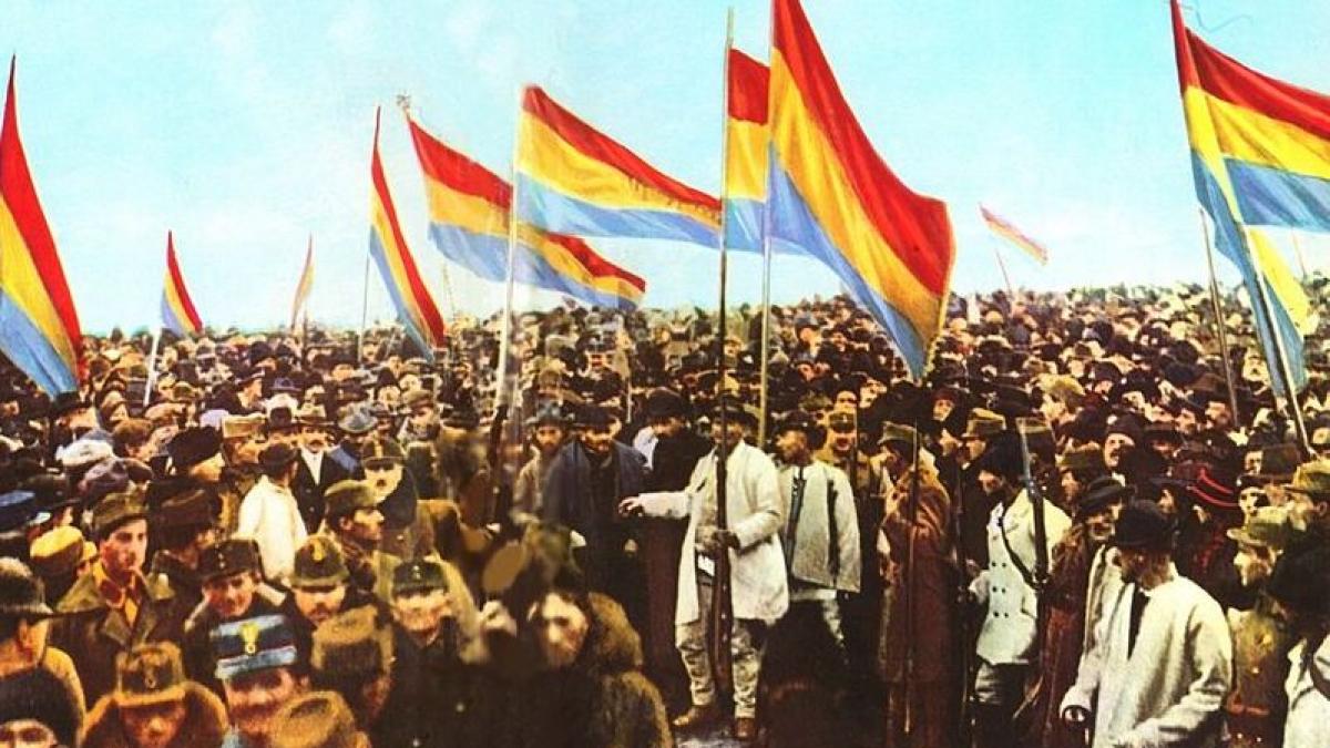 Drapelele care au &quot;văzut&quot; cum s-a scris istoria. Comorile de la Muzeul Naţional al Unirii din Alba Iulia