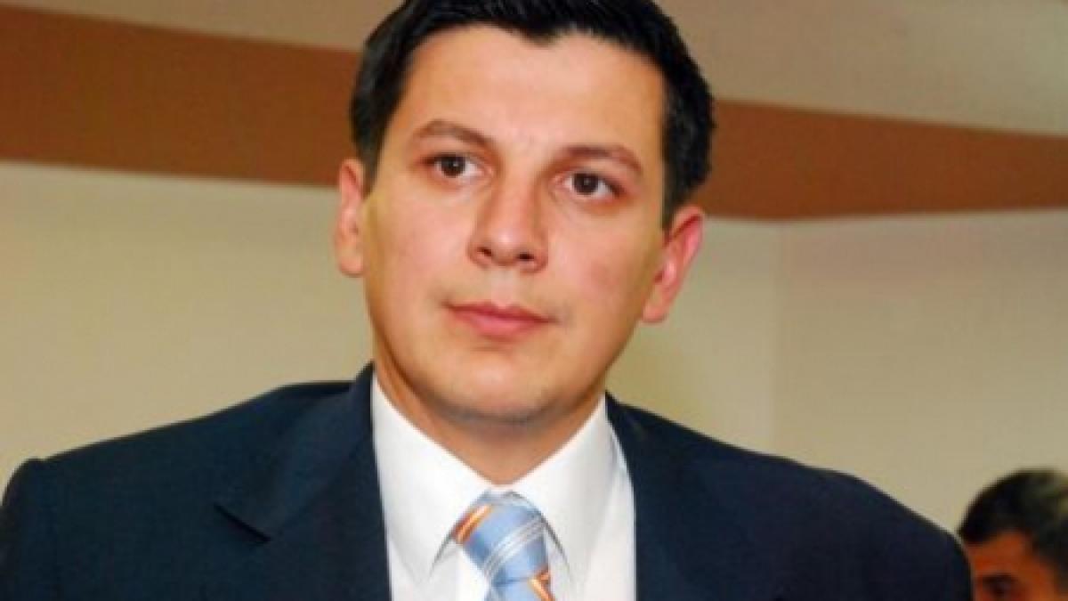 CAZUL TRĂŞCULESCU: Instanţa supremă judecă luni recursul complicelui deputatului, arestat pentru corupţie 