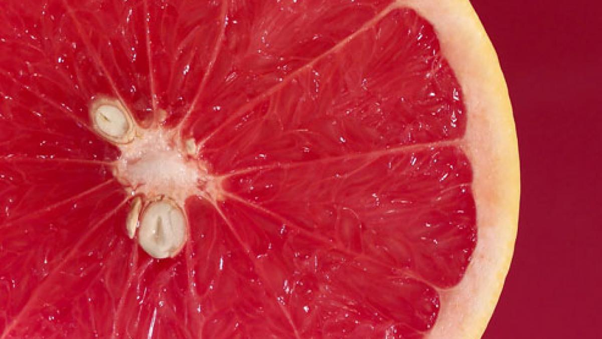 FRUCTE TOXICE: 120 de tone de grapefruit din Turcia, confiscate şi distruse de ANSVSA 