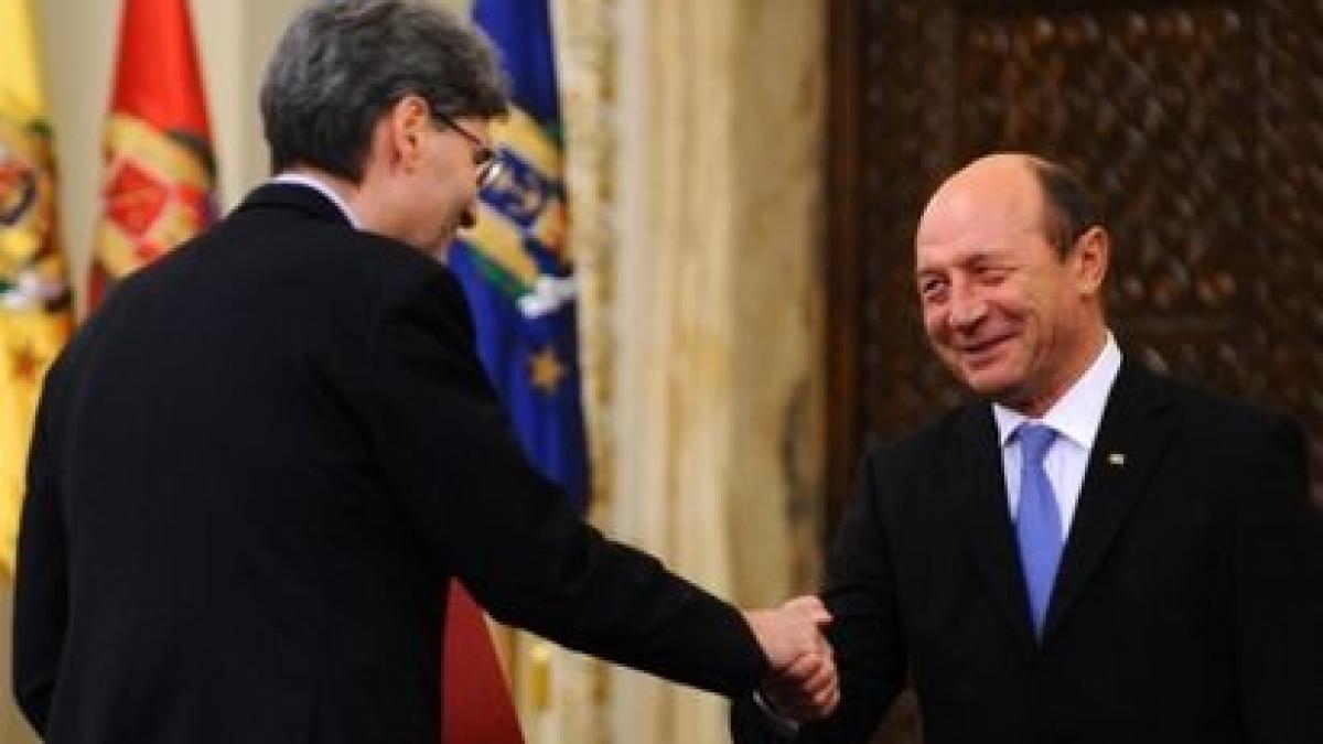 Băsescu şi Orban negociază la Bruxelles banii pentru România. Cum a ajuns ţara noastră să fie discriminată şi câţi bani am putea obţine