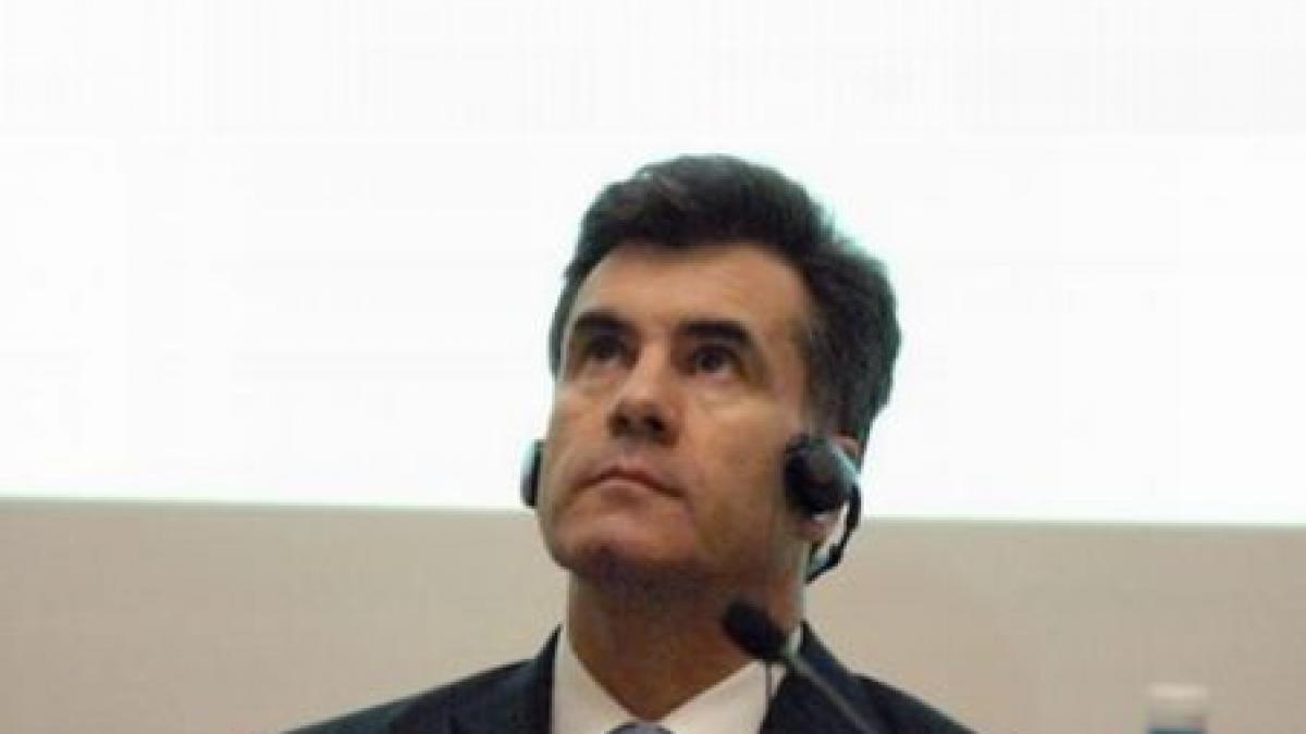 Lucian Croitoru: Economia românească nu-şi va reveni până în 2016