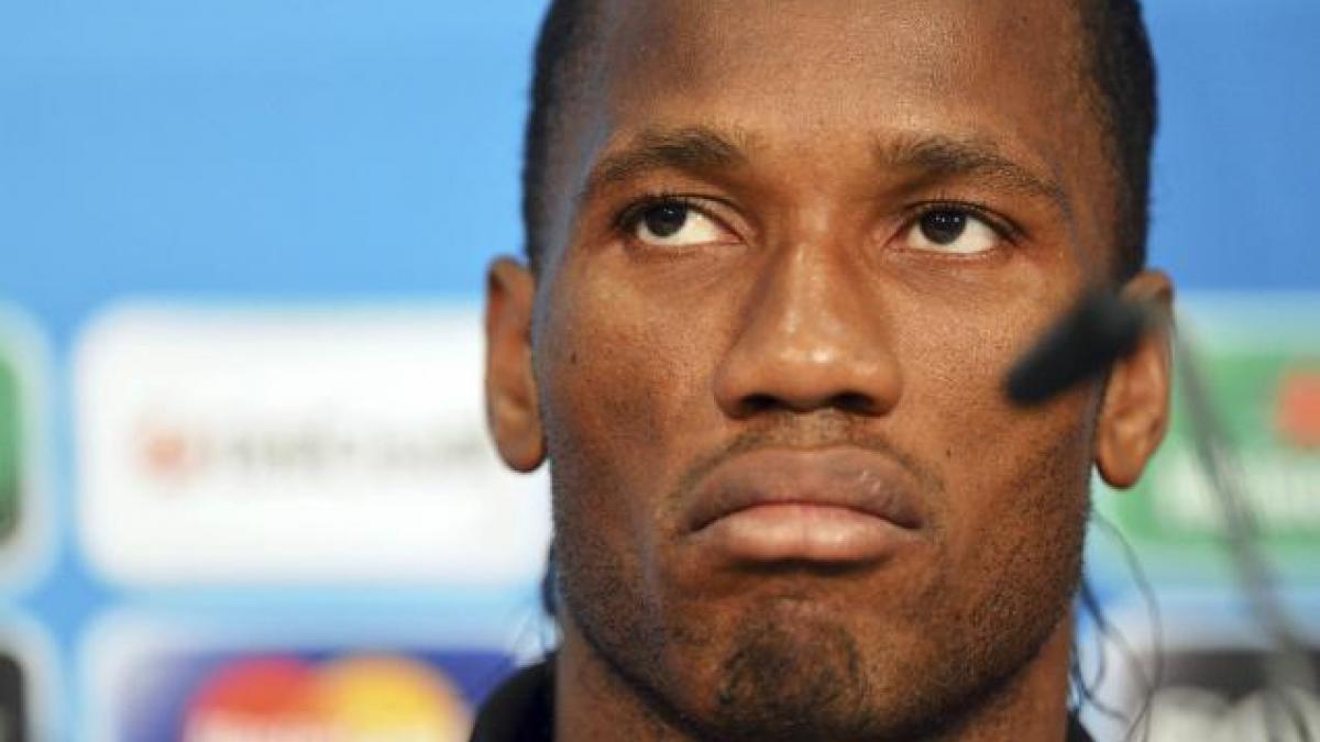 Drogba a depus cerere să vină împrumutat la o echipă din Europa. FIFA i-a respins demersul