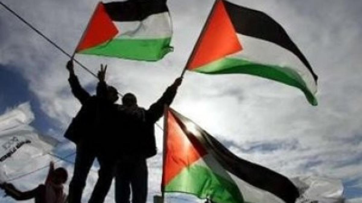 Ameninţarea venită din partea Israelului imediat ce Palestina a devenit stat observator ONU. FOTOREPORTAJ din mijlocul sărbătorii palestinienilor