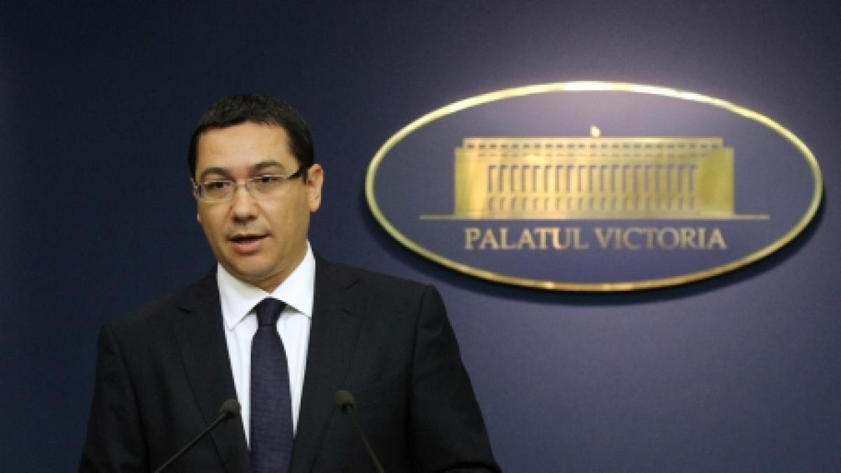 Premierul Victor Ponta a sosit sâmbătă la Palatul Victoria: Mă duc să primesc oamenii