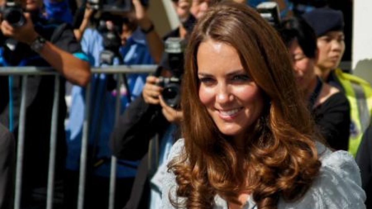 Pericolul care umbreşte bucuria provocată de sarcina lui Kate Middleton. De ce a fost internată în spital Ducesa de Cambridge