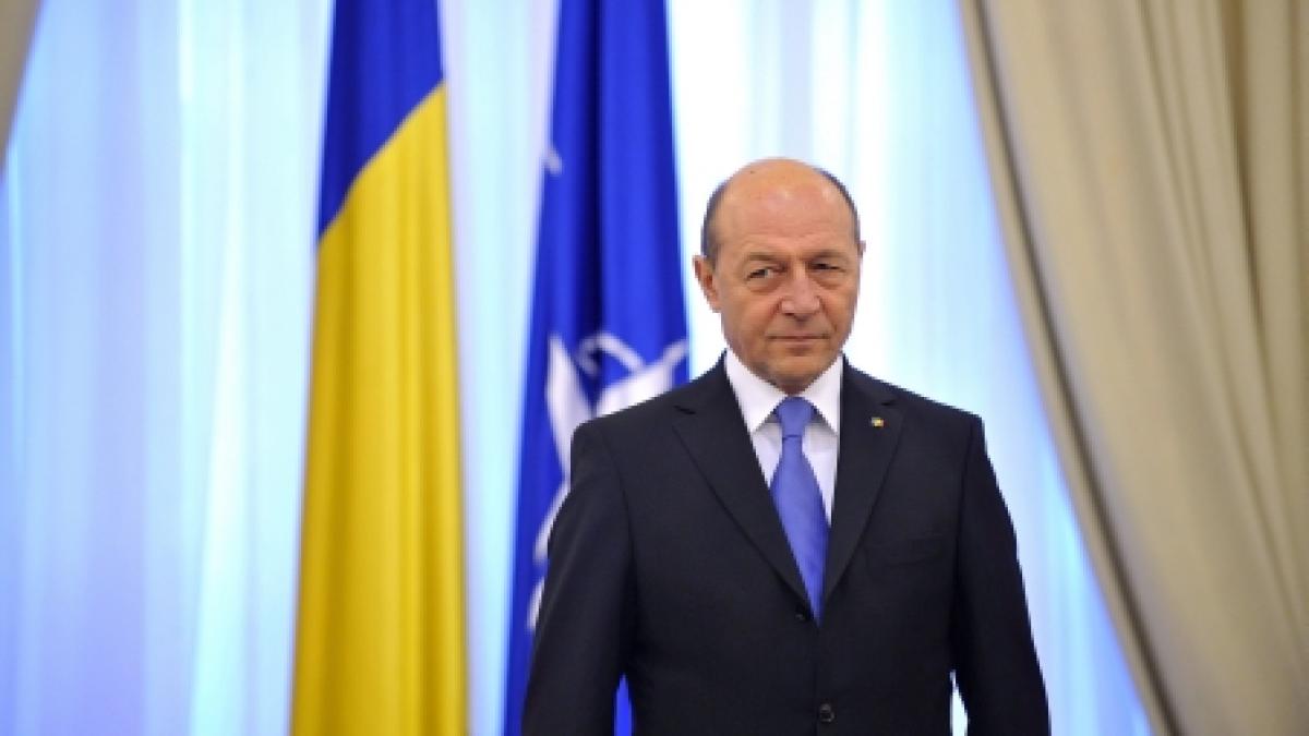 Traian Băsescu îl atacă dur pe Ponta: Nu am fost nici securist, nici ofiţer SIE sau SRI acoperit