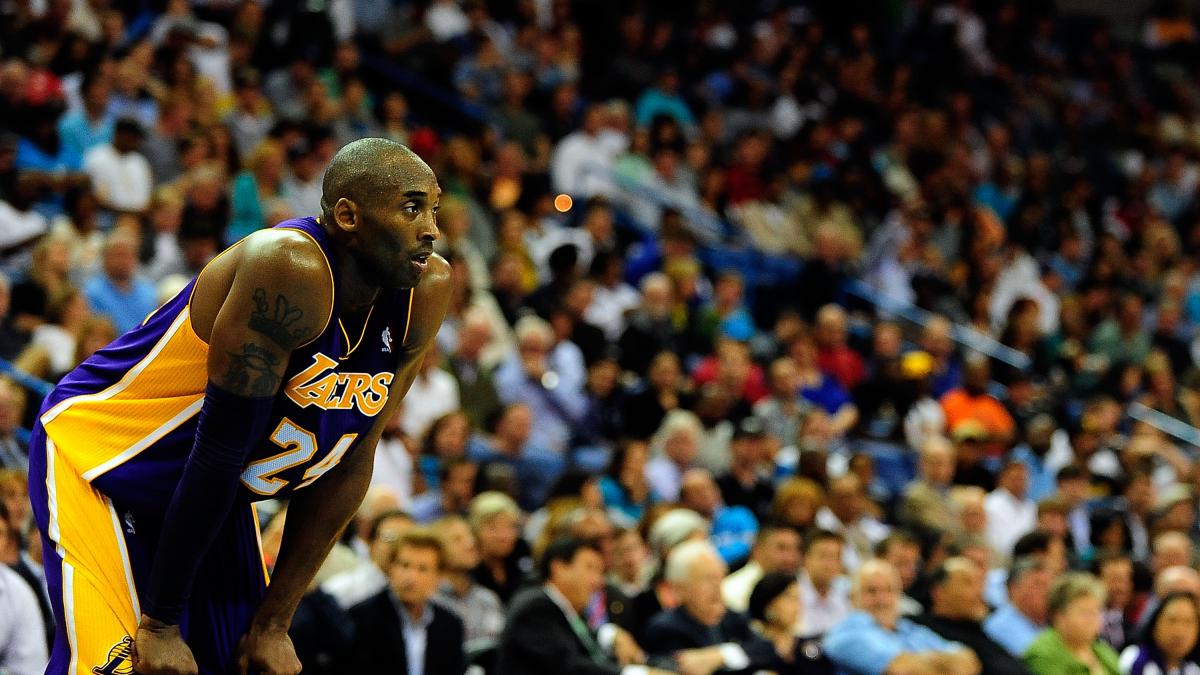 Kobe Bryant a devenit cel mai tânăr jucător care marchează 30.000 de puncte în NBA