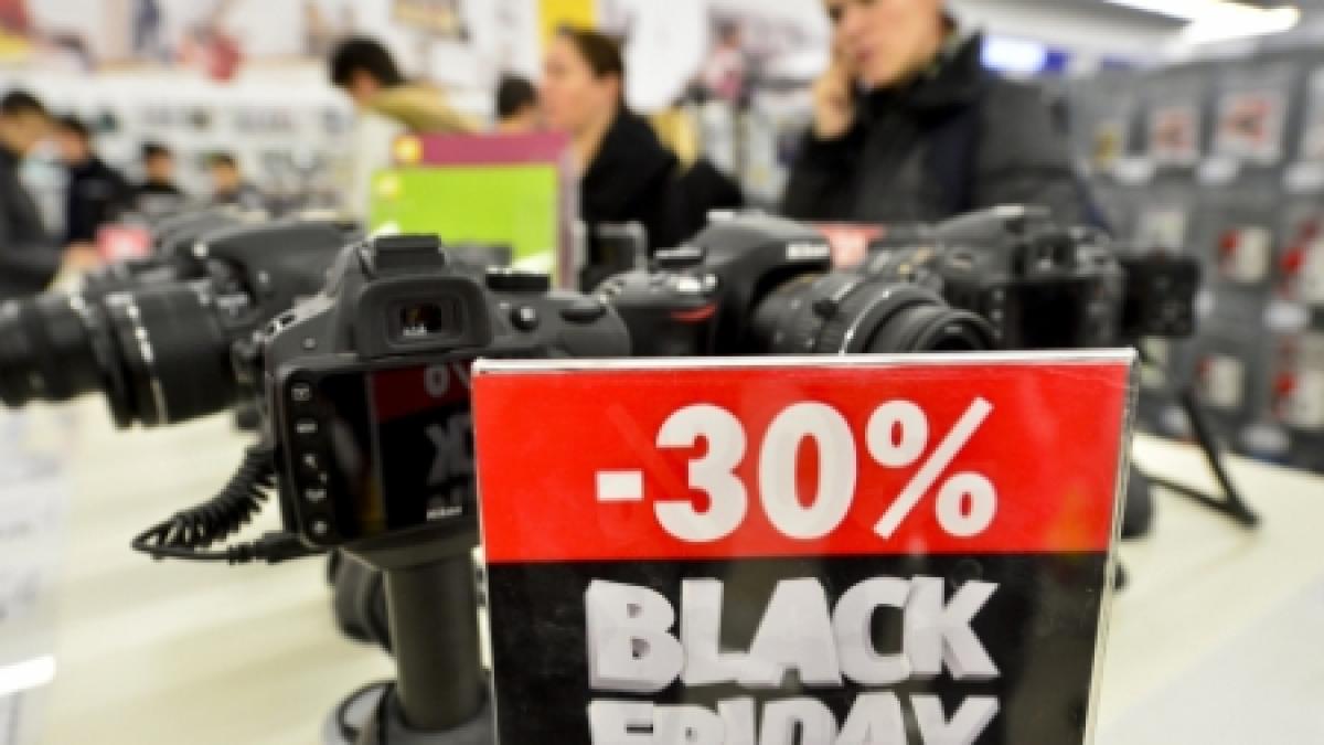 Ce au cumpărat românii de BLACK FRIDAY şi care au fost cele mai căutate/accesate magazine