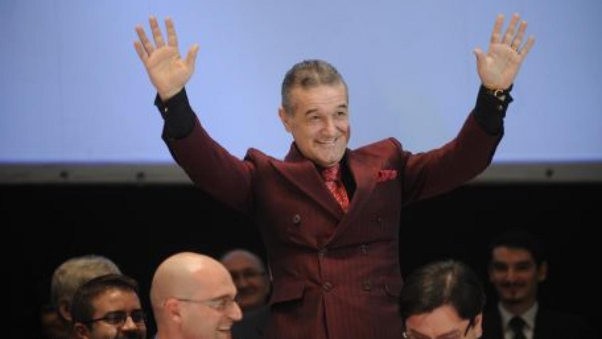 Gigi Becali a votat &quot;pentru Antonescu şi Ponta&quot; pentru că are încredere în aceştia