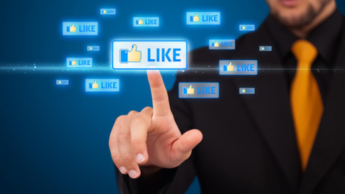 Bere gratis pentru un LIKE pe Facebook. Antreprenorii se dau peste cap pentru ca tu să apeşi pe buton