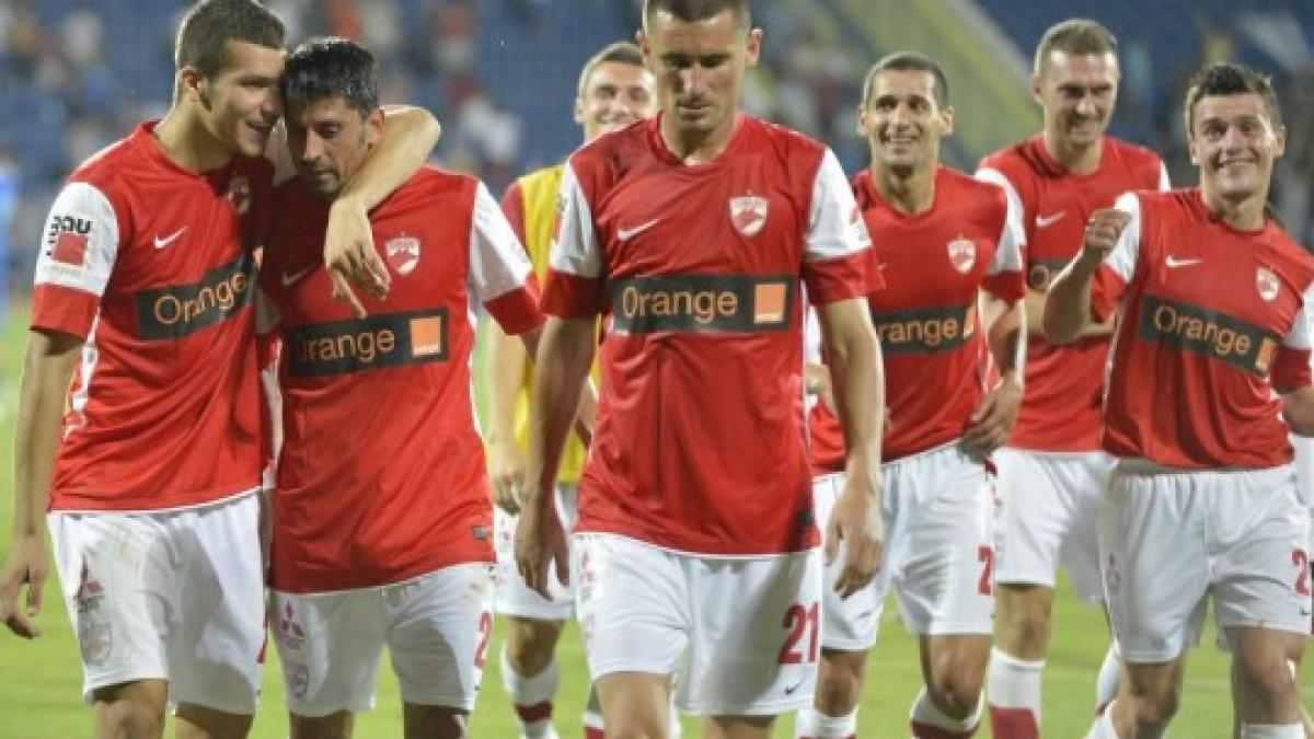 UEFA ameninţă Dinamo şi Rapid cu excluderea din cupele europene pentru trei sezoane